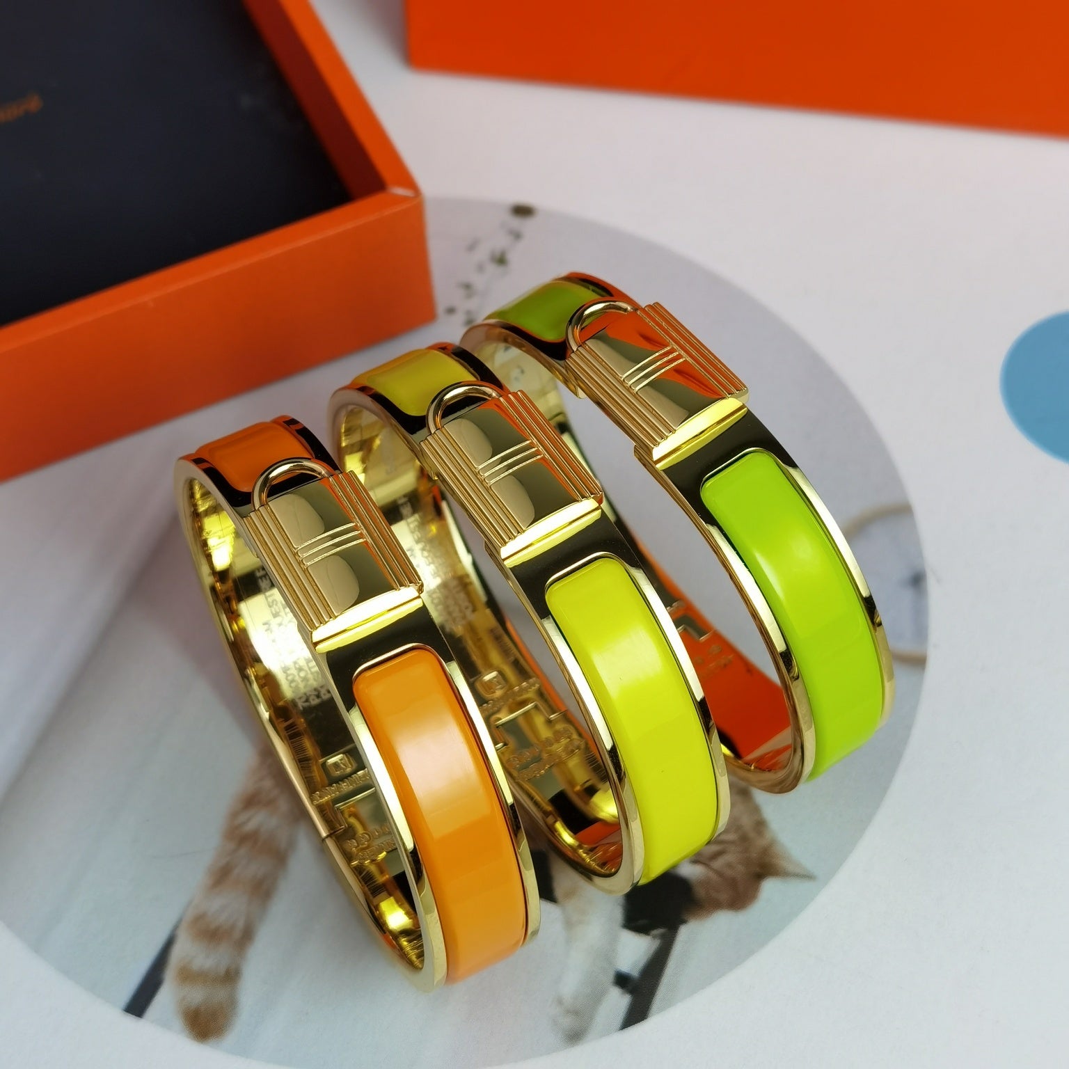 18K Clic Cadenas Orange Hermes Bracelet