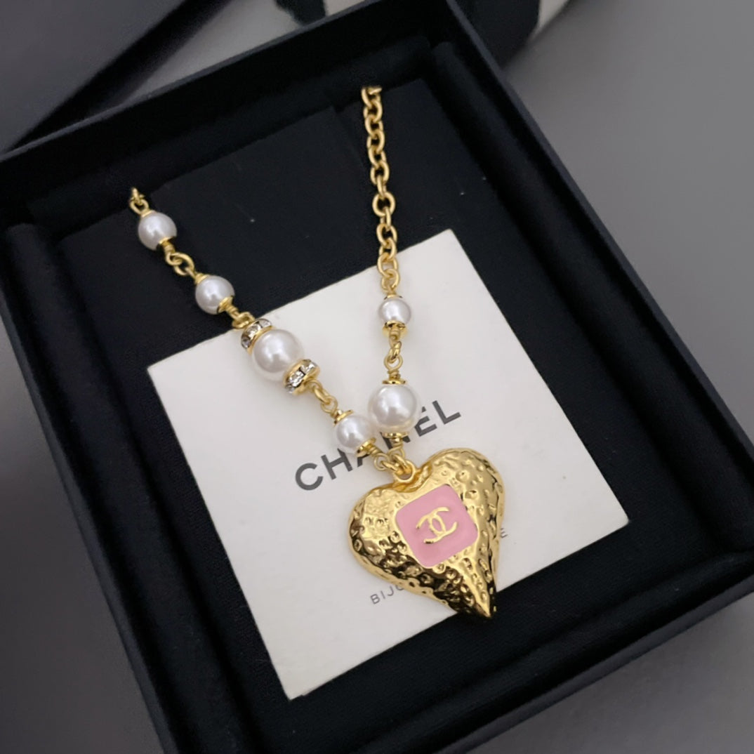 18K  Chanel Pearls Chain Necklace