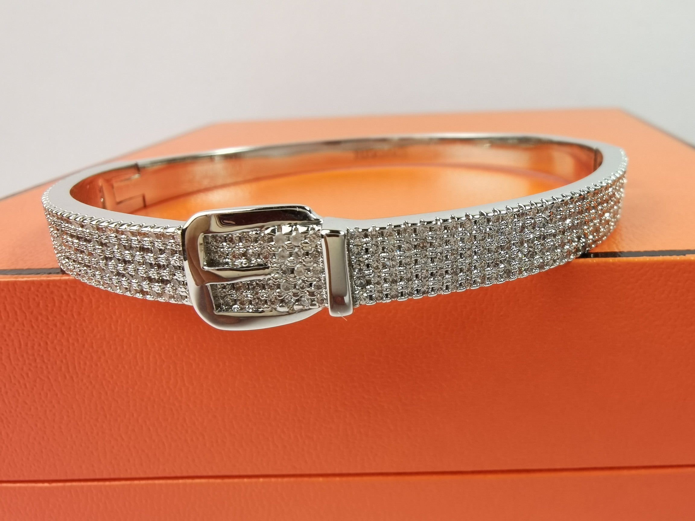 18K Kelly Diamond Vintage Hermes Bracelet