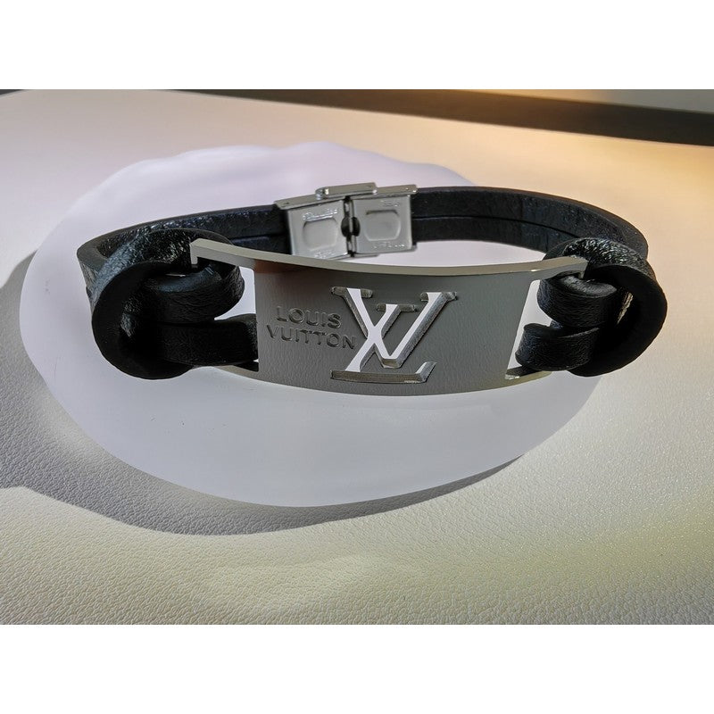 18K Louis Vuitton Leather Bracelet
