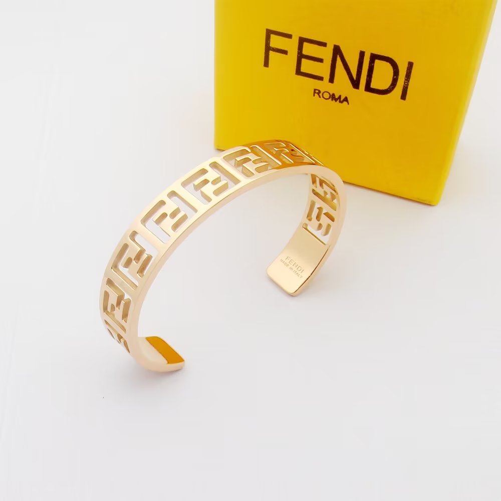 18K Fendi Forever Bracelet